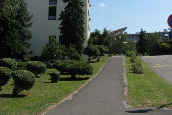 I Hotel